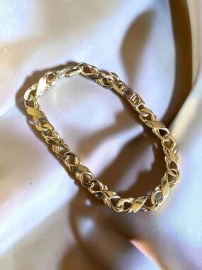 Vintage Gold Tone Interlocking Link Chain Bracelet